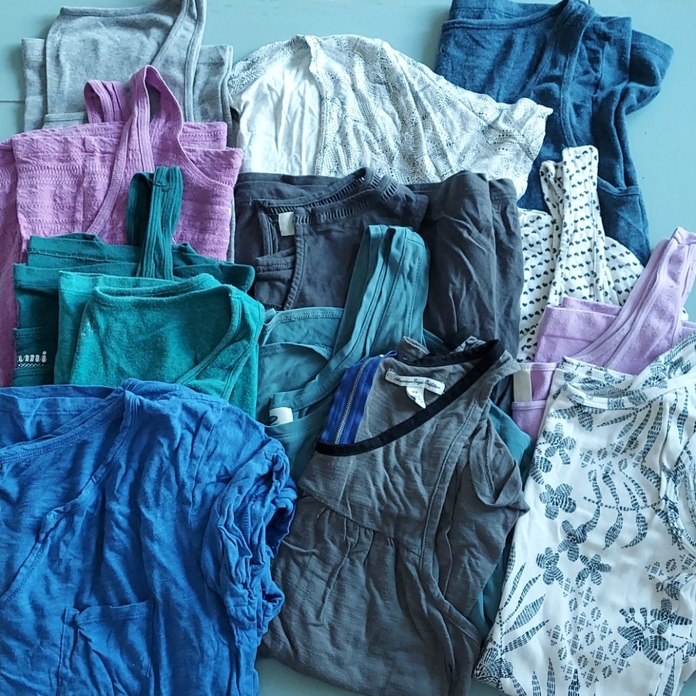 COPY - 3 for $25 Lot of tanks/T's